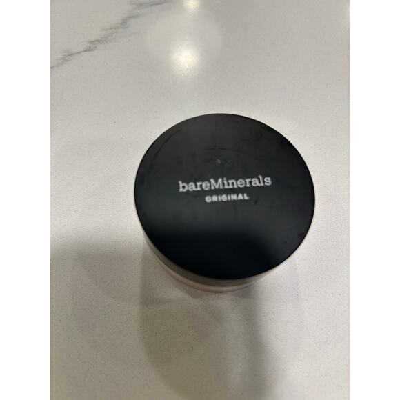 bareMinerals Original Mineral Veil Finishing Powder Medium Beige 12 0.3 oz - Picture 2 of 4